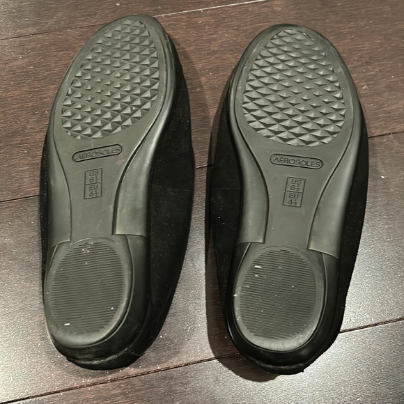 Aerosoles LOVE Black Suede Flats Size 6.5 - Picture 3 of 4